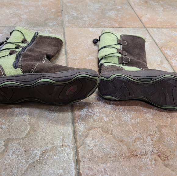 Woolrich boots (7.5) - Picture 2 of 5